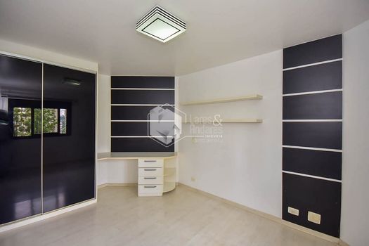 Foto 18 do(a) Apartamento de 4 quartos à venda em Jardim Londrina, São Paulo