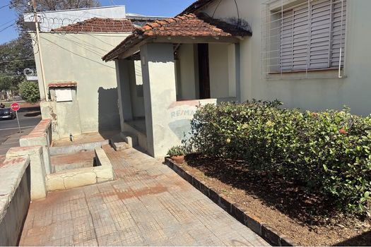 Foto 4 do(a) Casa de 3 quartos à venda em Ipiranga, Ribeirão Preto
