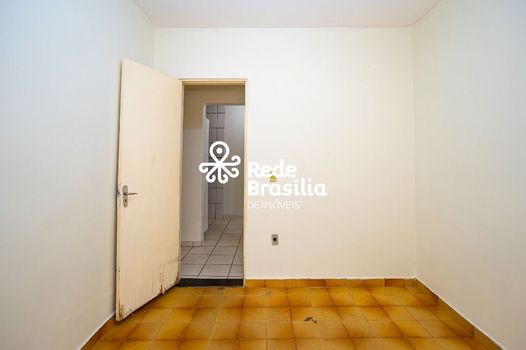 Foto 4 do(a) Casa de 5 quartos à venda em Guará II, Brasília