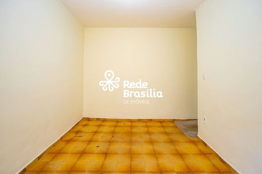 Foto 7 do(a) Casa de 5 quartos à venda em Guará II, Brasília