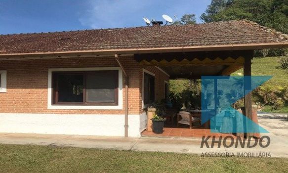 Foto 2 do(a) Fazenda / Sítio / Chácara de 5 quartos à venda em null, São Lourenço da Serra