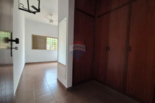 Foto 19 do(a) Casa de 5 quartos à venda em Campos Elíseos, Ribeirão Preto