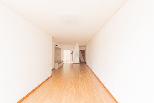 Foto 2 do(a) Apartamento de 3 quartos à venda em Atiradores, Joinville