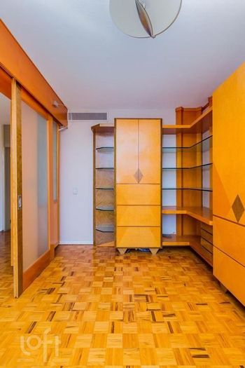 Foto 7 do(a) Apartamento de 3 quartos à venda em Moinhos de Vento, Porto Alegre