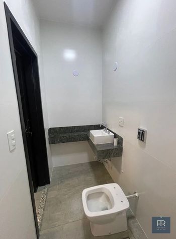Foto 9 do(a) Casa de 3 quartos à venda em Jardim Botânico, Uberlândia