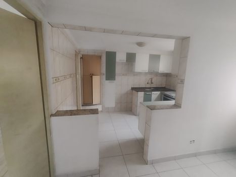 Foto 2 do(a) Apartamento de 1 quartos à venda em Conjunto Habitacional Padre Manoel de Paiva, São Paulo