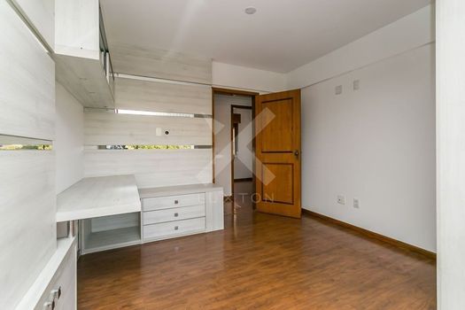 Foto 19 do(a) Cobertura de 4 quartos para alugar em Mont Serrat, Porto Alegre
