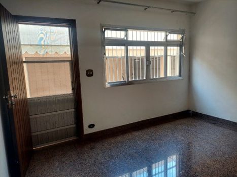 Foto 2 do(a) Casa de 4 quartos à venda em Vila Santa Clara, São Paulo