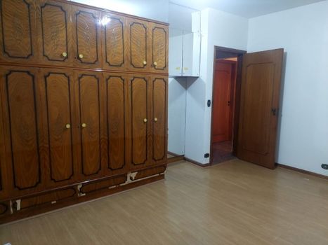 Foto 13 do(a) Casa de 4 quartos à venda em Vila Santa Clara, São Paulo