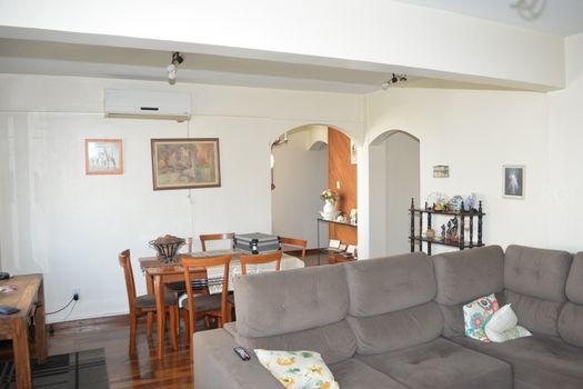 Foto 1 do(a) Flat de 3 quartos à venda em Cristal, Porto Alegre
