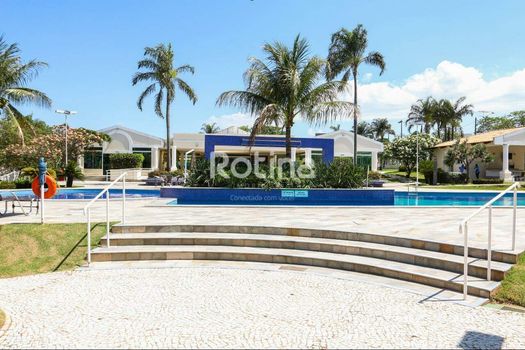Foto 43 do(a) Casa em Condomínio de 3 quartos para alugar em Aclimação, Uberlândia
