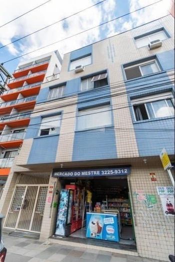 Foto 1 do(a) Flat de 2 quartos à venda em Centro Histórico, Porto Alegre