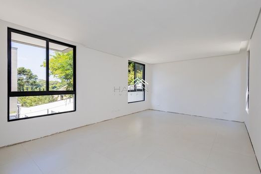Foto 11 do(a) Casa em Condomínio de 3 quartos à venda em Santo Inácio, Curitiba