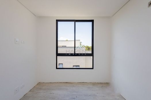 Foto 21 do(a) Casa em Condomínio de 3 quartos à venda em Santo Inácio, Curitiba