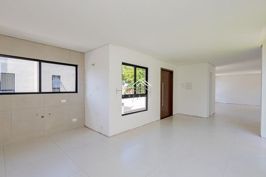 Foto 4 do(a) Casa em Condomínio de 3 quartos à venda em Santo Inácio, Curitiba