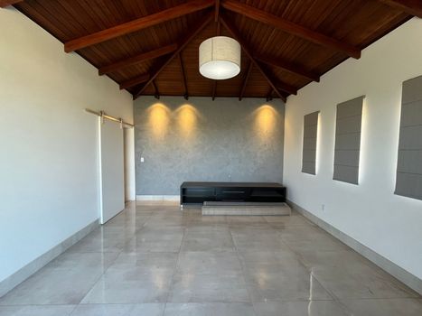 Foto 12 do(a) Casa de 5 quartos para alugar em Setor de Mansões do Lago Norte, Brasília