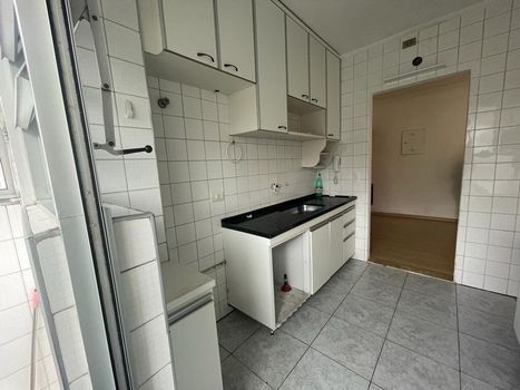 Foto 13 do(a) Apartamento de 2 quartos à venda em Vila Inglesa, São Paulo