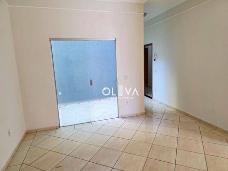 Foto 3 do(a) Casa de 3 quartos à venda em Jardim Caparroz, São José do Rio Preto