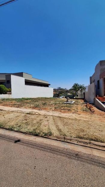 Foto 3 do(a) Terreno false à venda em Alvorada, Araçatuba