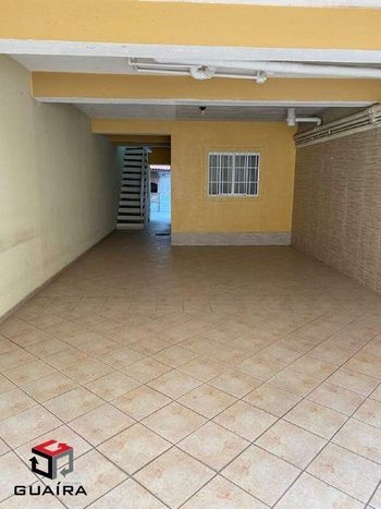 Foto 2 do(a) Casa de 4 quartos à venda em Cidade Vargas, São Paulo
