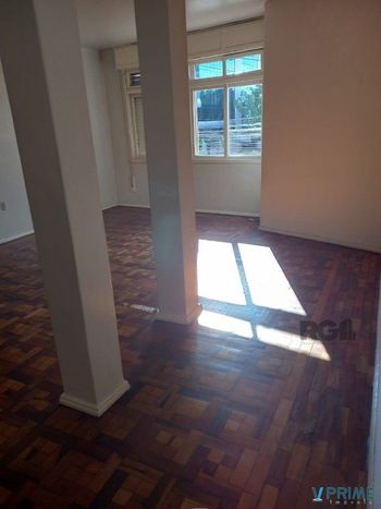 Foto 2 do(a) Flat de 4 quartos à venda em São João, Porto Alegre