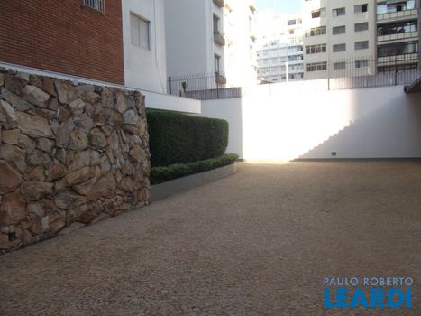 Foto 25 do(a) Cobertura false à venda em Jardim Paulista, São Paulo