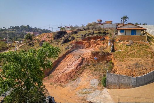 Foto 19 do(a) Terreno false à venda em Estância Santa Maria do Portão, Atibaia
