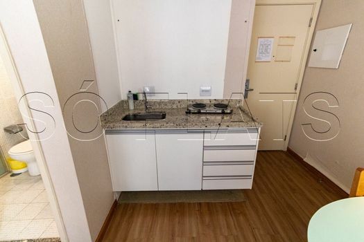Foto 4 do(a) Flat de 1 quartos à venda em Indianópolis, São Paulo