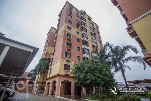 Foto 1 do(a) Apartamento de 3 quartos à venda em Teresópolis, Porto Alegre