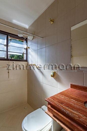 Foto 25 do(a) Casa de 3 quartos à venda em Jardim Jussara, São Paulo