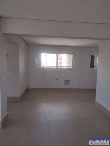 Foto 31 do(a) Apartamento de 4 quartos à venda em Zona 01, Maringá