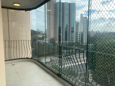 Foto 4 do(a) Apartamento de 3 quartos à venda em Vila Mariana, São Paulo