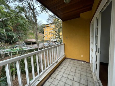 Foto 3 do(a) Apartamento de 3 quartos à venda em Itaipava, Petrópolis