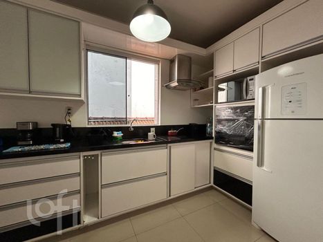 Foto 7 do(a) Apartamento de 1 quartos à venda em Petrópolis, Porto Alegre