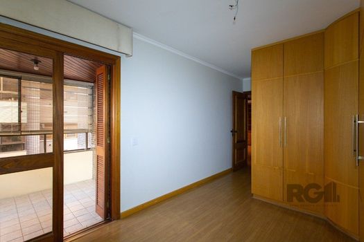 Foto 24 do(a) Flat de 3 quartos à venda em Tristeza, Porto Alegre