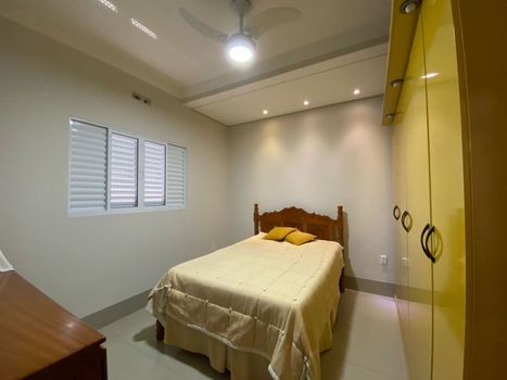 Foto 4 do(a) Casa de 3 quartos à venda em Jardim São Conrado, Birigüi