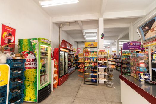 Foto 2 do(a) Edifício Inteiro de 4 quartos à venda em Estância Velha, Canoas