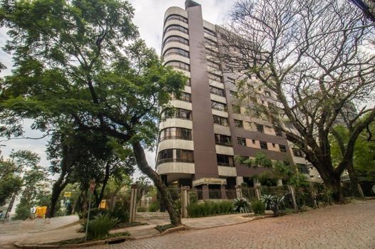 Foto 35 do(a) Apartamento de 4 quartos à venda em Bela Vista, Porto Alegre
