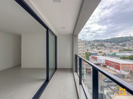 Foto 7 do(a) Apartamento de 2 quartos à venda em Centro, Florianópolis