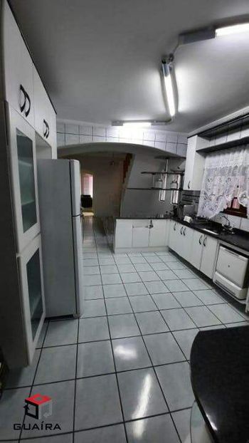 Foto 4 do(a) Casa de 3 quartos à venda em Vila Suíça, Santo André