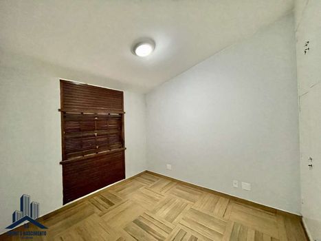 Foto 37 do(a) Casa de 4 quartos à venda em Chácara São João, Carapicuíba
