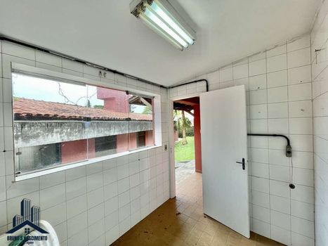 Foto 12 do(a) Casa de 4 quartos à venda em Chácara São João, Carapicuíba