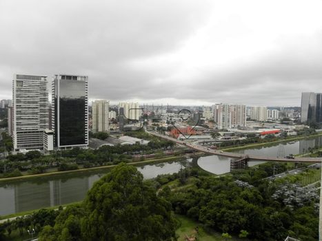Foto 4 do(a) Apartamento de 5 quartos à venda em Jardim Fonte do Morumbi, São Paulo