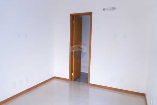 Foto 17 do(a) Apartamento de 3 quartos à venda em Jardim Guanabara, Rio de Janeiro