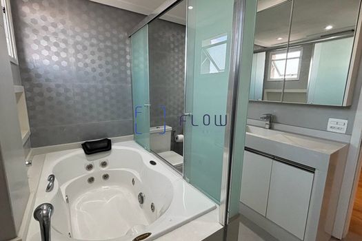 Foto 16 do(a) Apartamento de 4 quartos à venda em Vila Bertioga, São Paulo