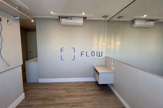Foto 14 do(a) Apartamento de 4 quartos à venda em Vila Bertioga, São Paulo