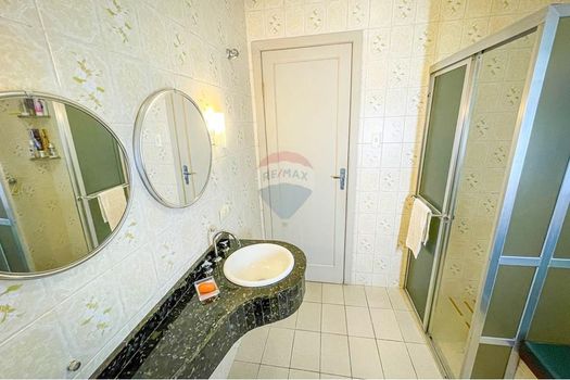 Foto 48 do(a) Casa de 4 quartos à venda em Juvevê, Curitiba