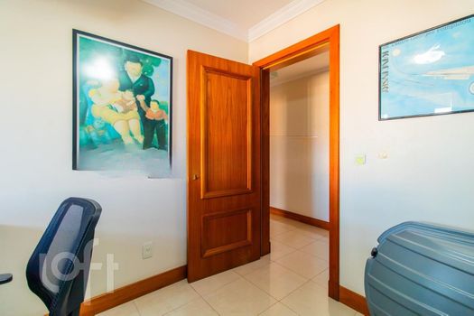 Foto 20 do(a) Apartamento de 3 quartos à venda em Tristeza, Porto Alegre