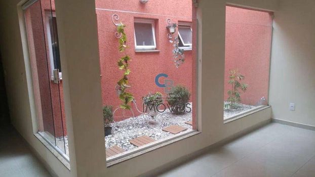 Foto 3 do(a) Casa de 3 quartos para alugar em Vila Invernada, São Paulo