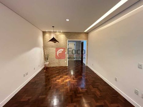 Foto 5 do(a) Apartamento de 2 quartos à venda em Cosme Velho, Rio de Janeiro